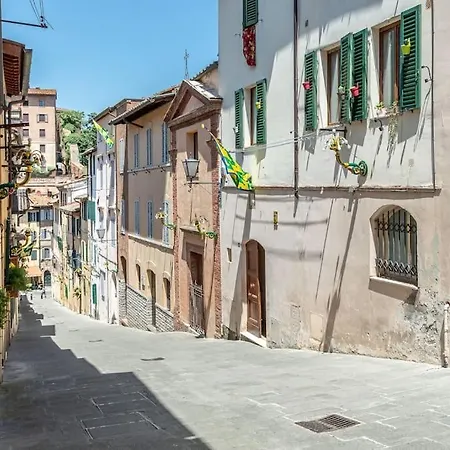 Mojito - Porta Ovile Nel Centro Storico Di Σιένα